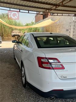 Ford Taurus